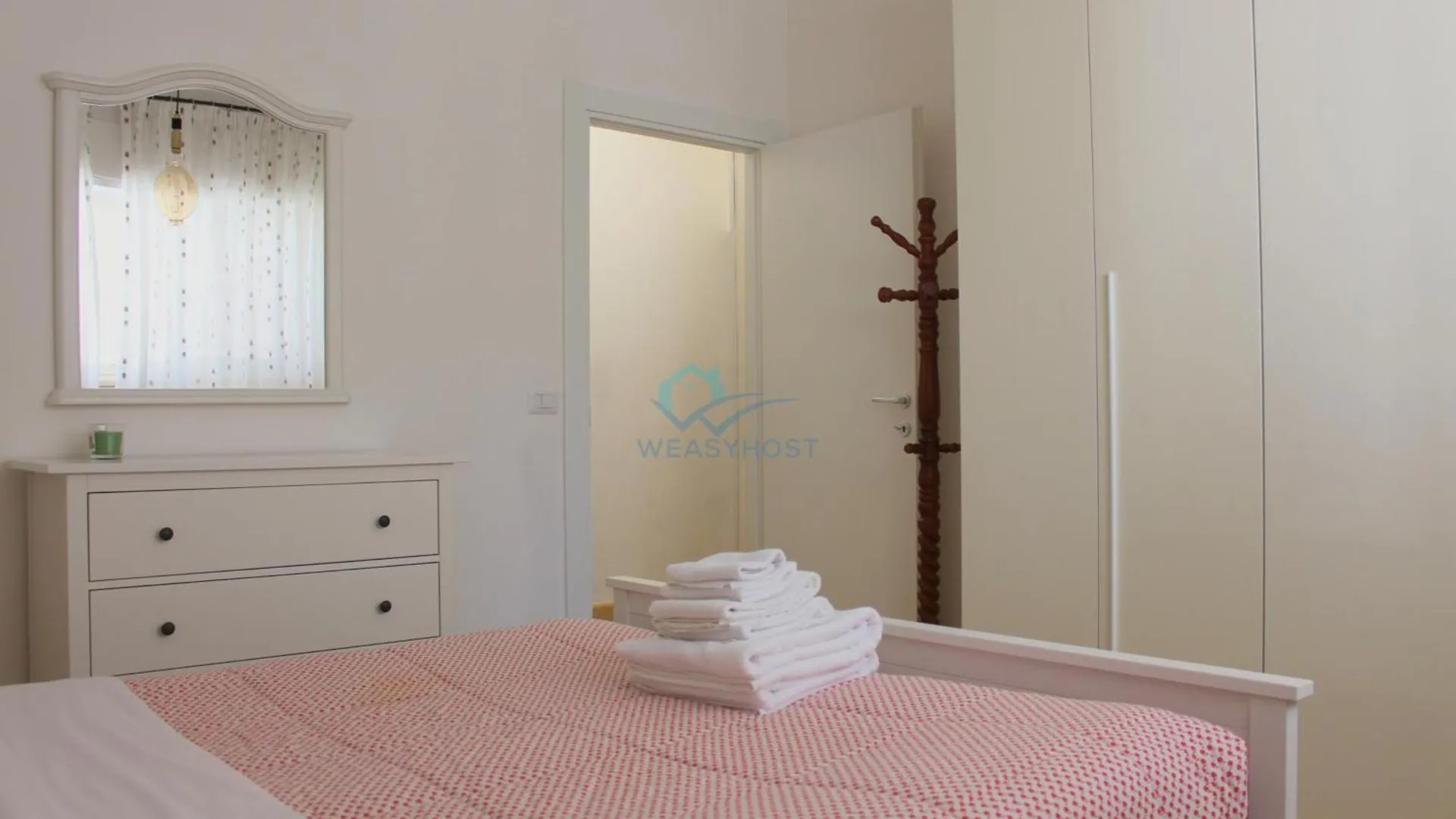Modern Comfy Apartment With Terrace Near San Paolo Rome